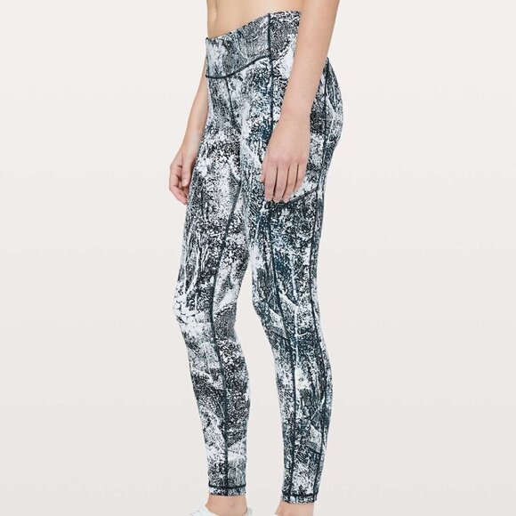 Lululemon Speed Up Tight *Full-On Luxtreme 28" Wildwood Multi - Picture 1 of 15